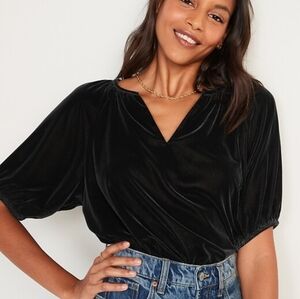 GAP Puff Sleeve Split Neck Velvet Swing Blouse Black Size XL